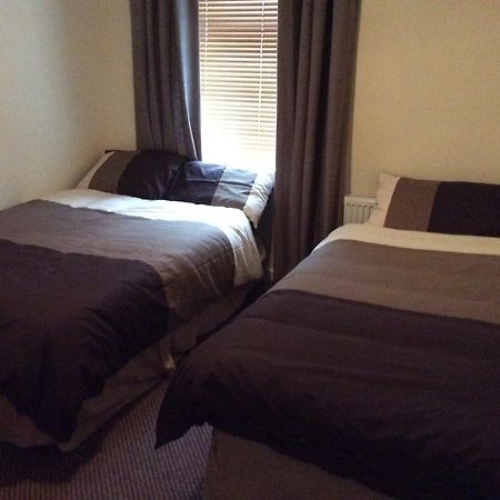 The Lough Inn Galway Extérieur photo
